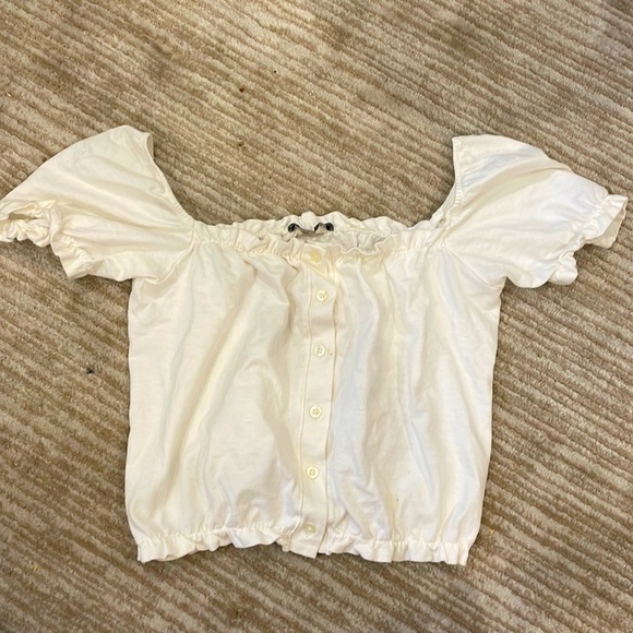 Brandy Melville Tops - Brandy Melville Crop Top